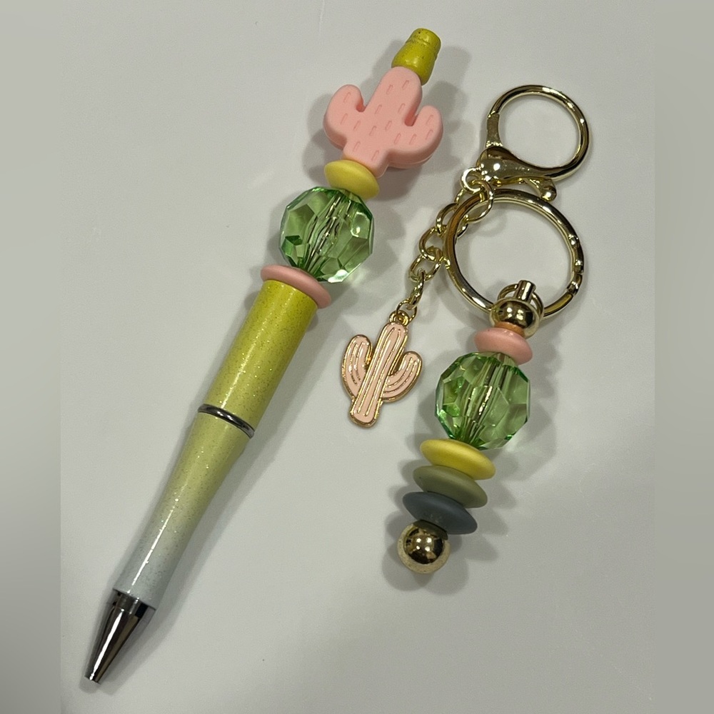 Handmade Beaded Pen and Keychain Set